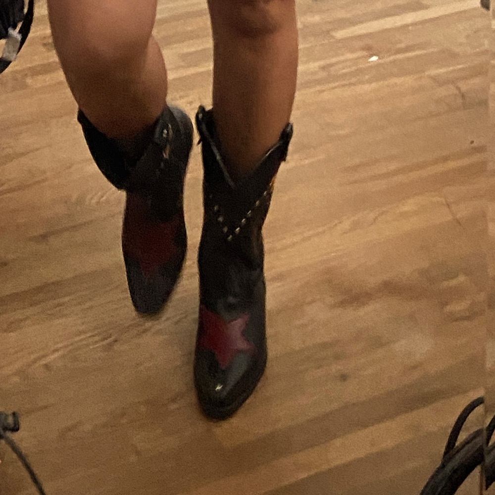 cutest cowboy boots ever - black leather mid rise with red, tan, silver details